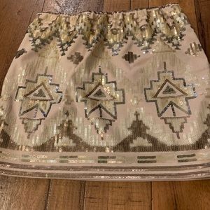 The perfect sequin skirt! Worn once, size S